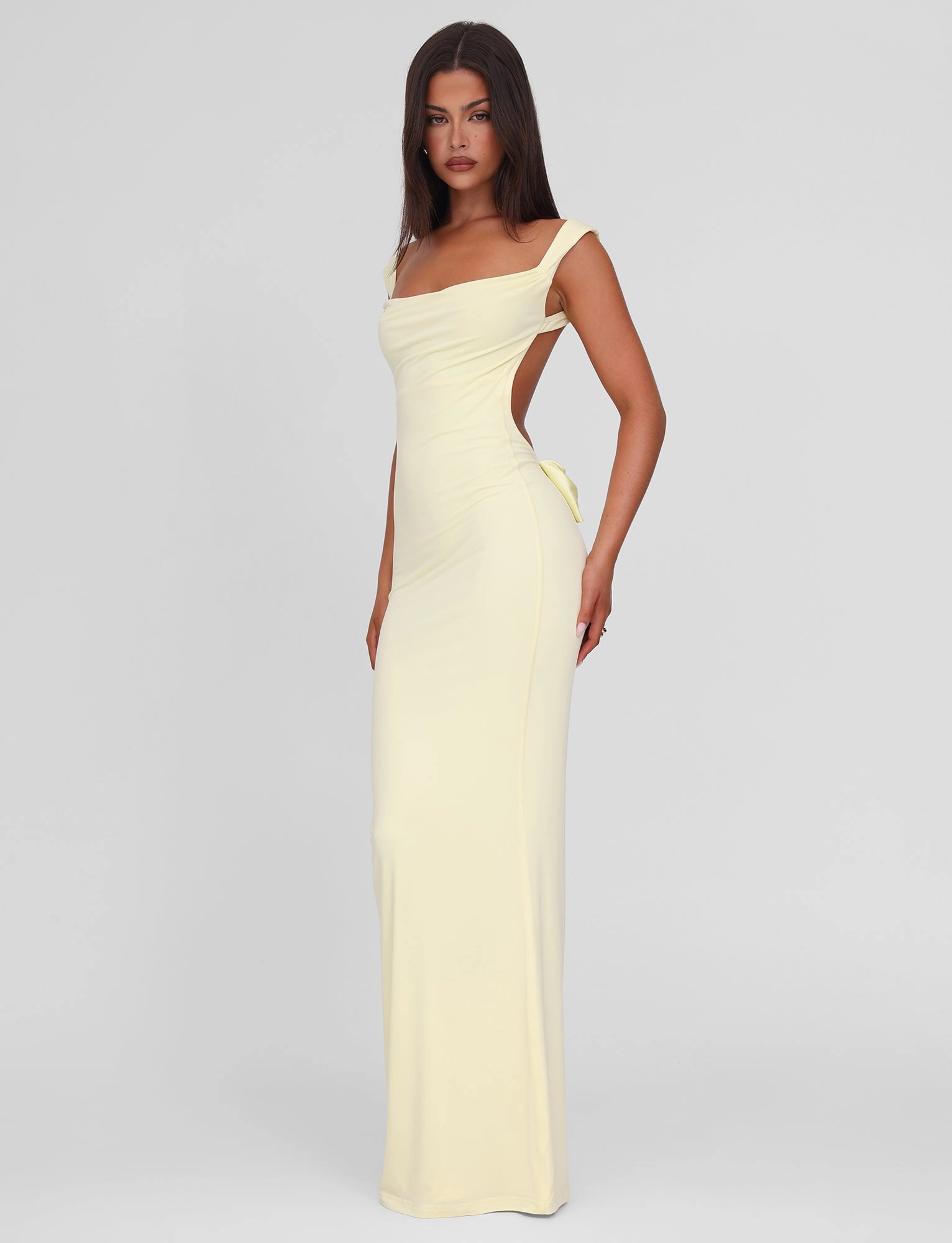 ZITA MAXI DRESS - LEMON Casual chic dress High Cut