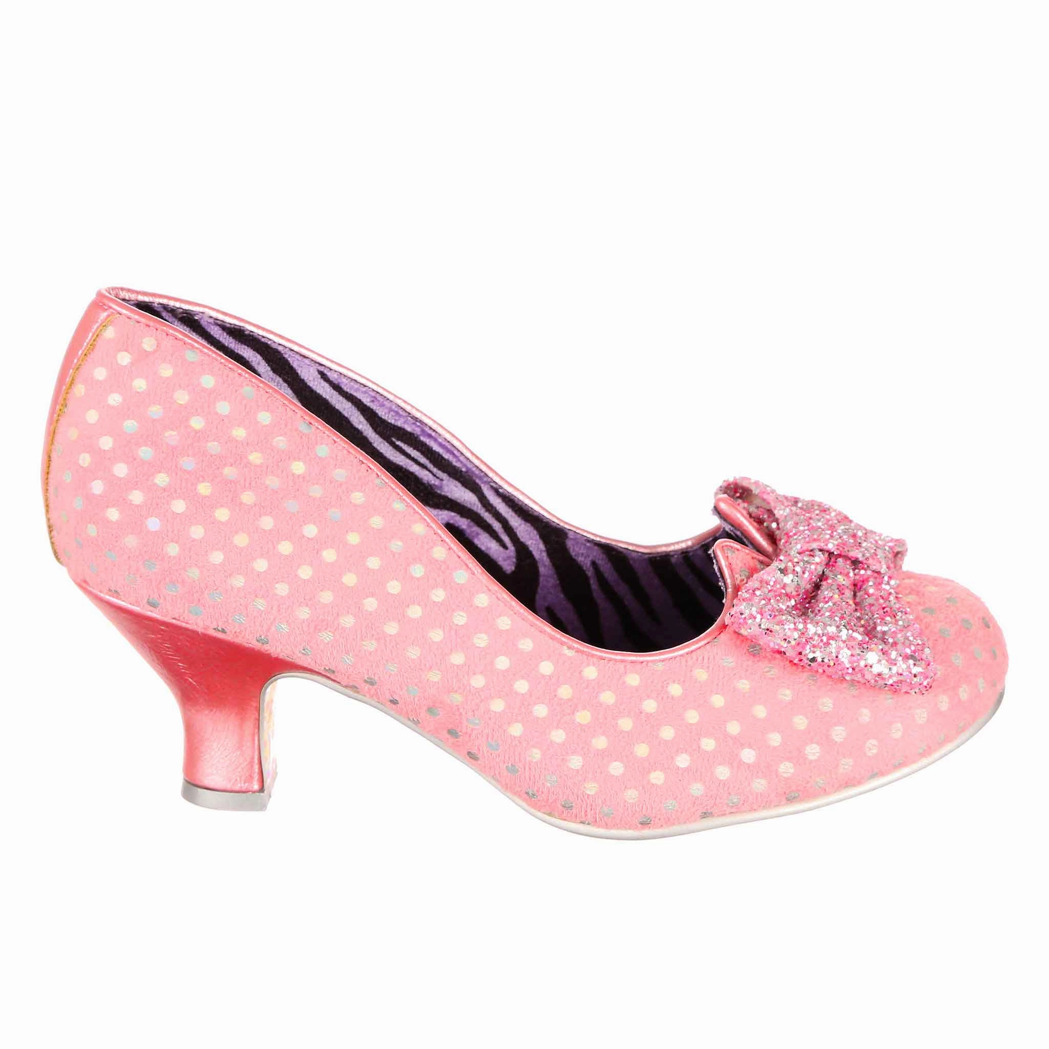 Dazzling Diva Wide Fit Stylish Design Season Vibe