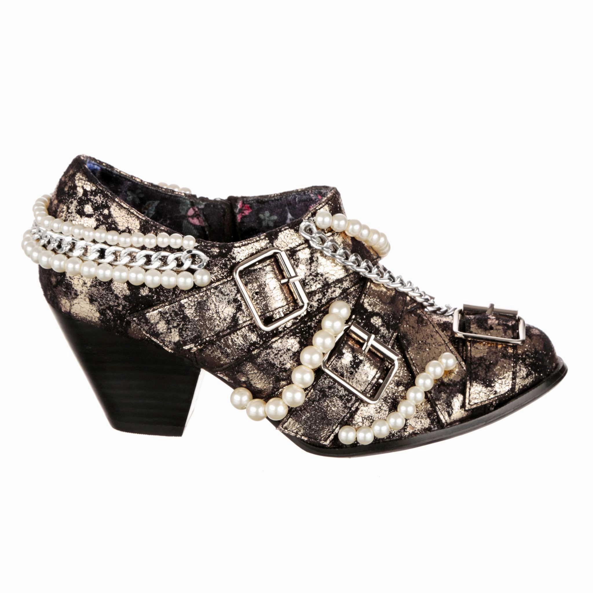 Pirate's Booty Heeled Sandals