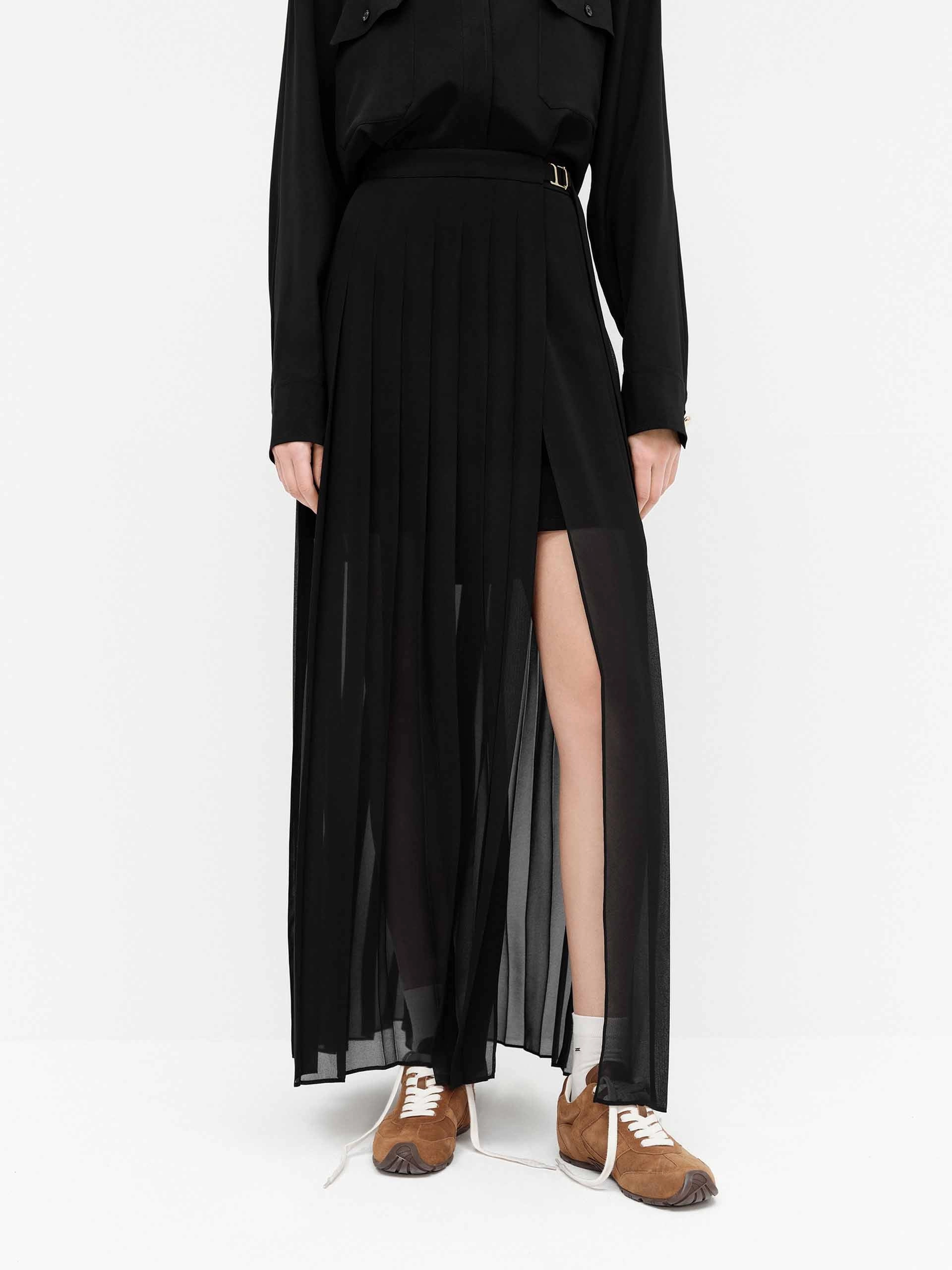 Mid-rise fit Weather Flex Pleated Detail Chiffon Skirt