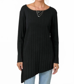 Timeless Layering Pleated Diagonal Cut Tunic Sweater In Black