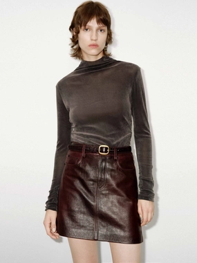 Pleated Sleeve Slim Top Durable Reinforced Hem