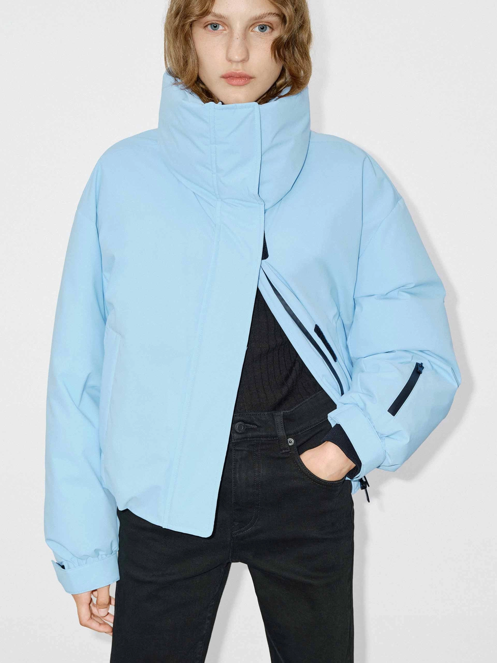 Daily Commute Taped Seam Technology Funnel Neck Cropped Jacket