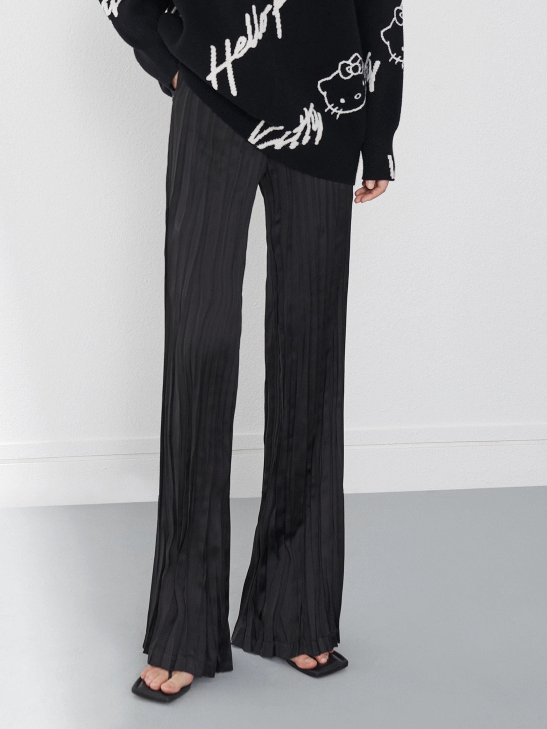 Quick-Dry Fabric Pleated Textured Straight Pants