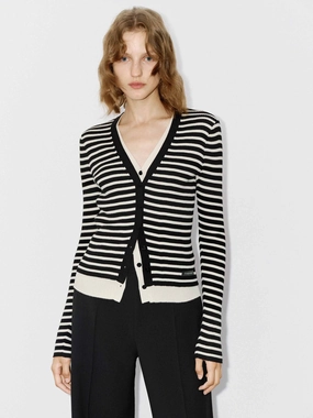 Contrast Detail V-neck Cardigan Reinforced Elbow Patches WrinkleResistantTextile