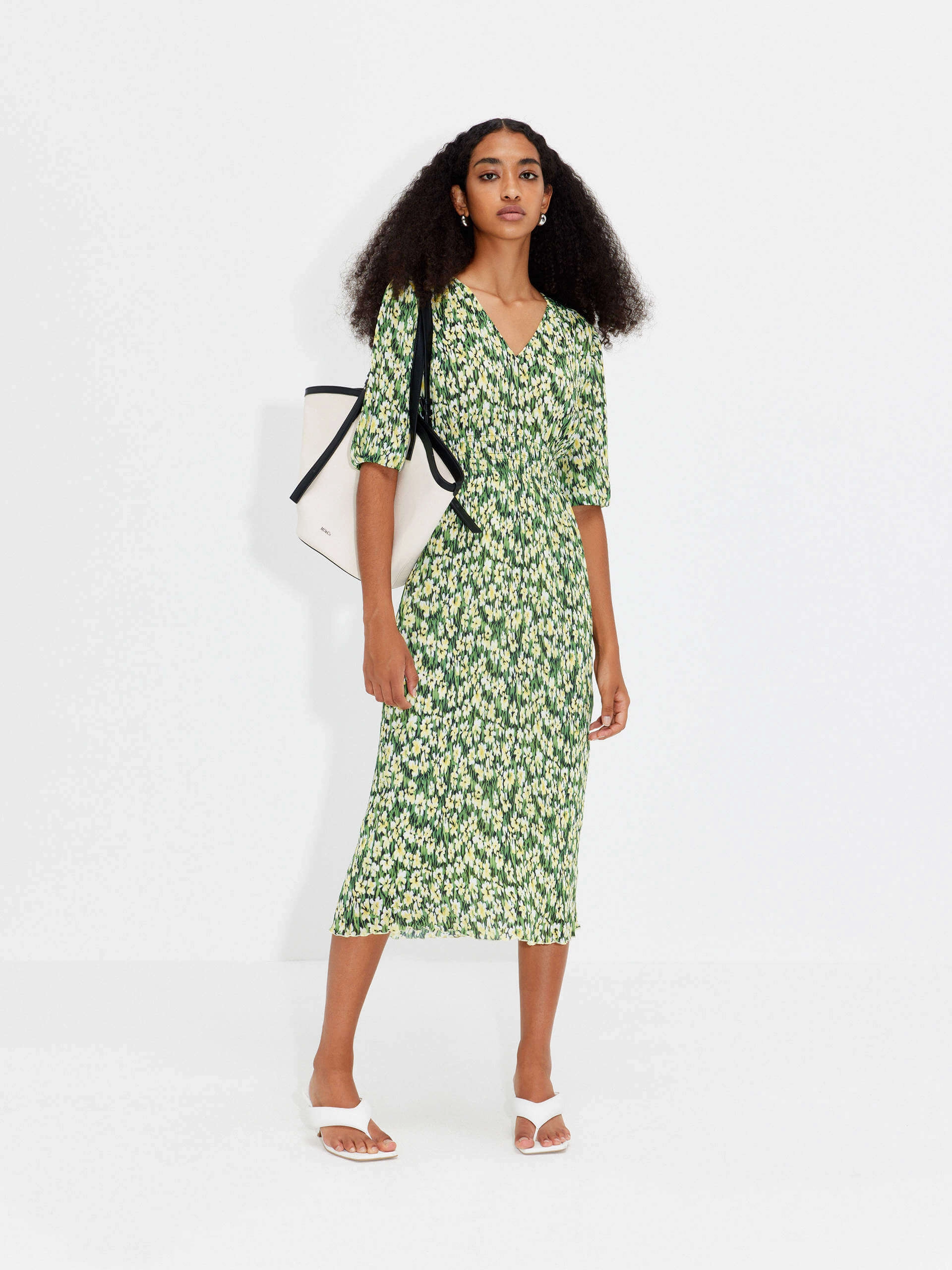 Printed V-neck Midi Dress Chic Casual Wear Satin Layers