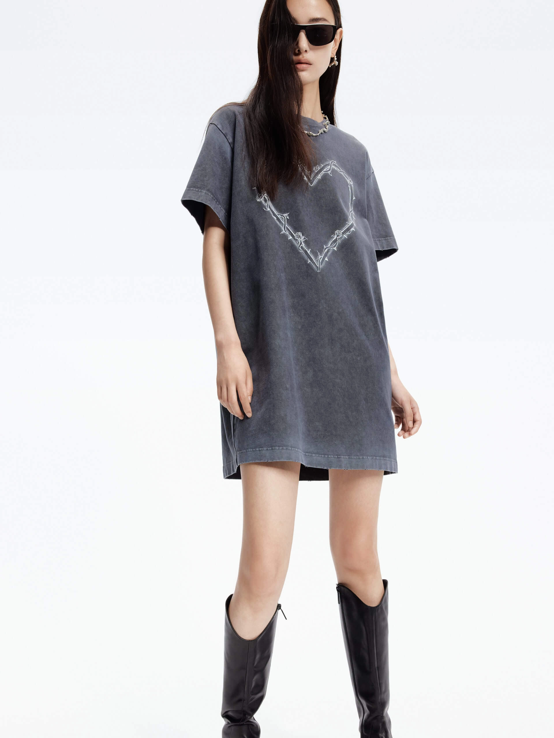 Modern Staple Heart Pattern Tee Dress