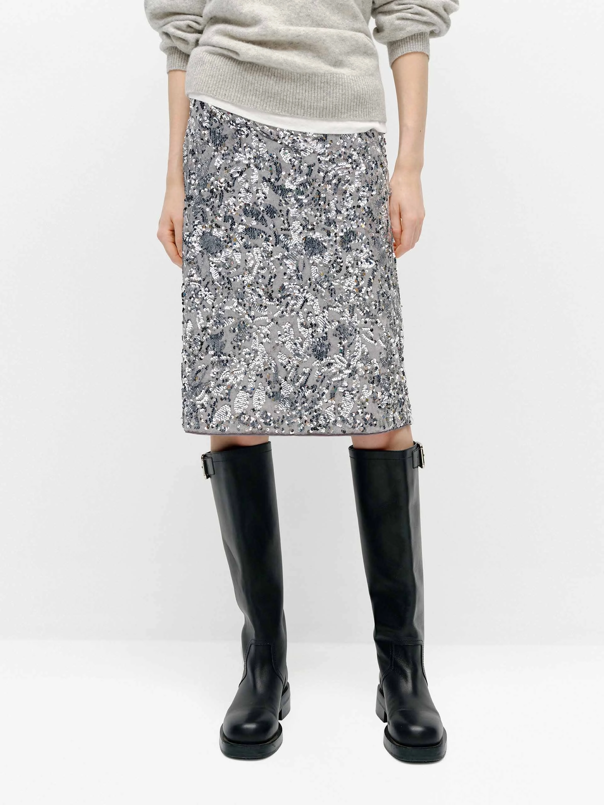 Straight Sequins Skirt Adaptable Fit