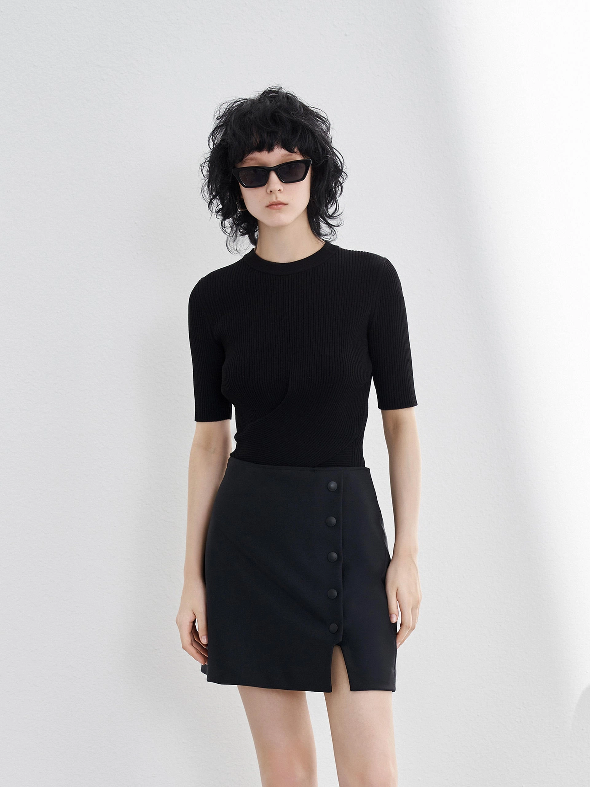 Round Neckline Cross Knit Top Outdoor Wear