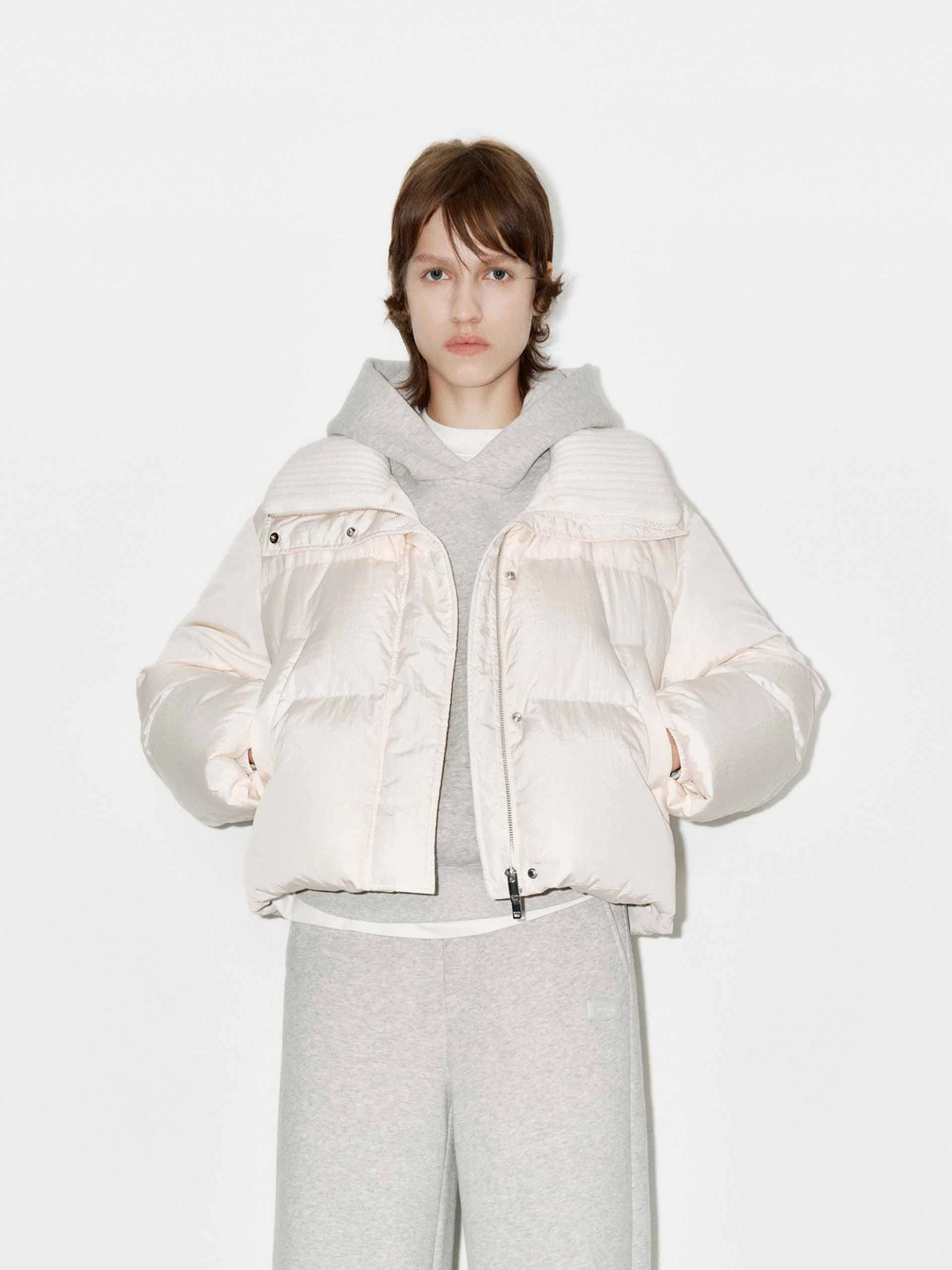 Non Restrictive Mobility Moisture wicking Wool Collar Short Down Jacket