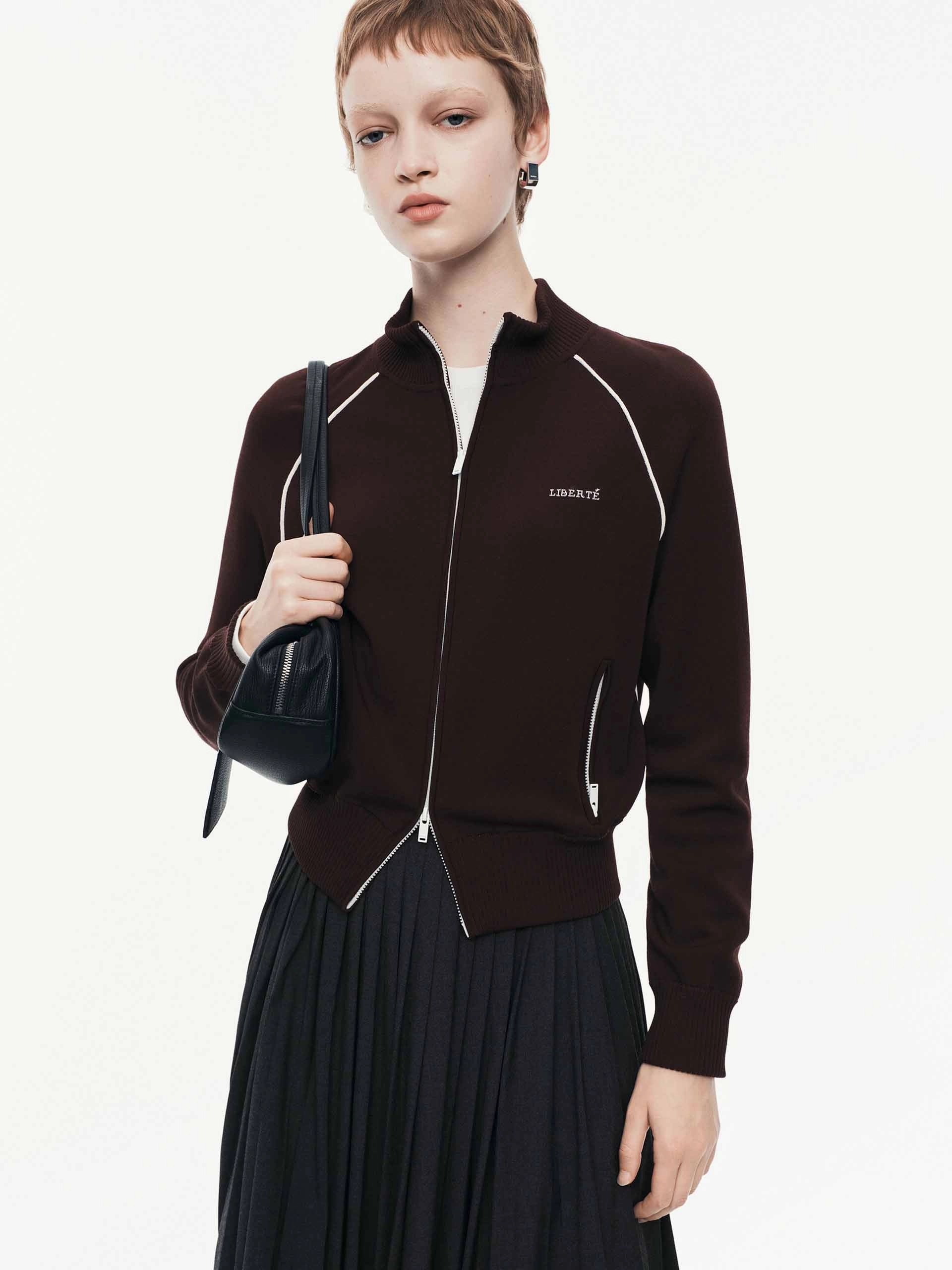MinimalistStyle Raglan Sleeve Cropped Cardigan