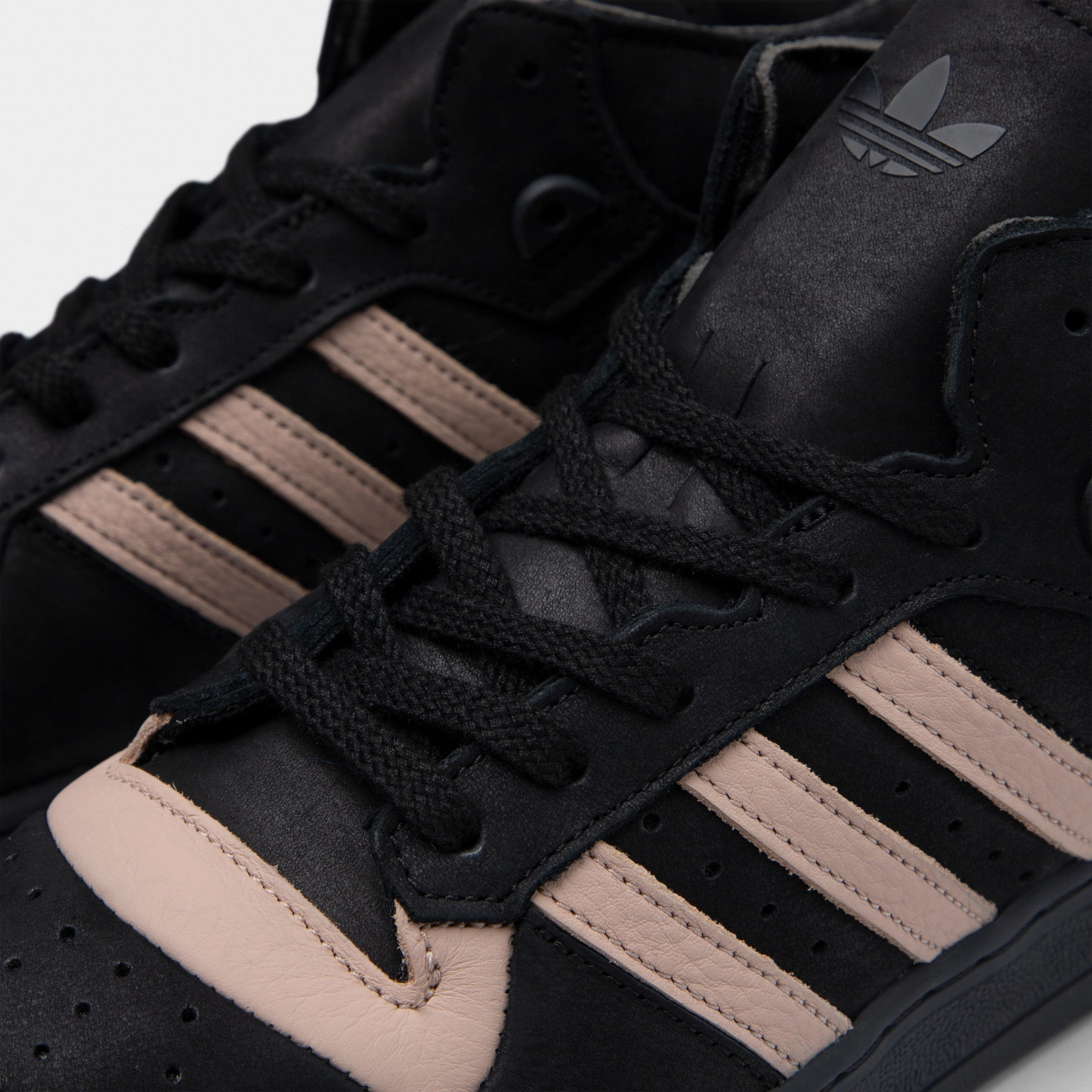 adidas Originals Rivalry Mid 001 Core Black / Ash Pearl - Core Black Run Control