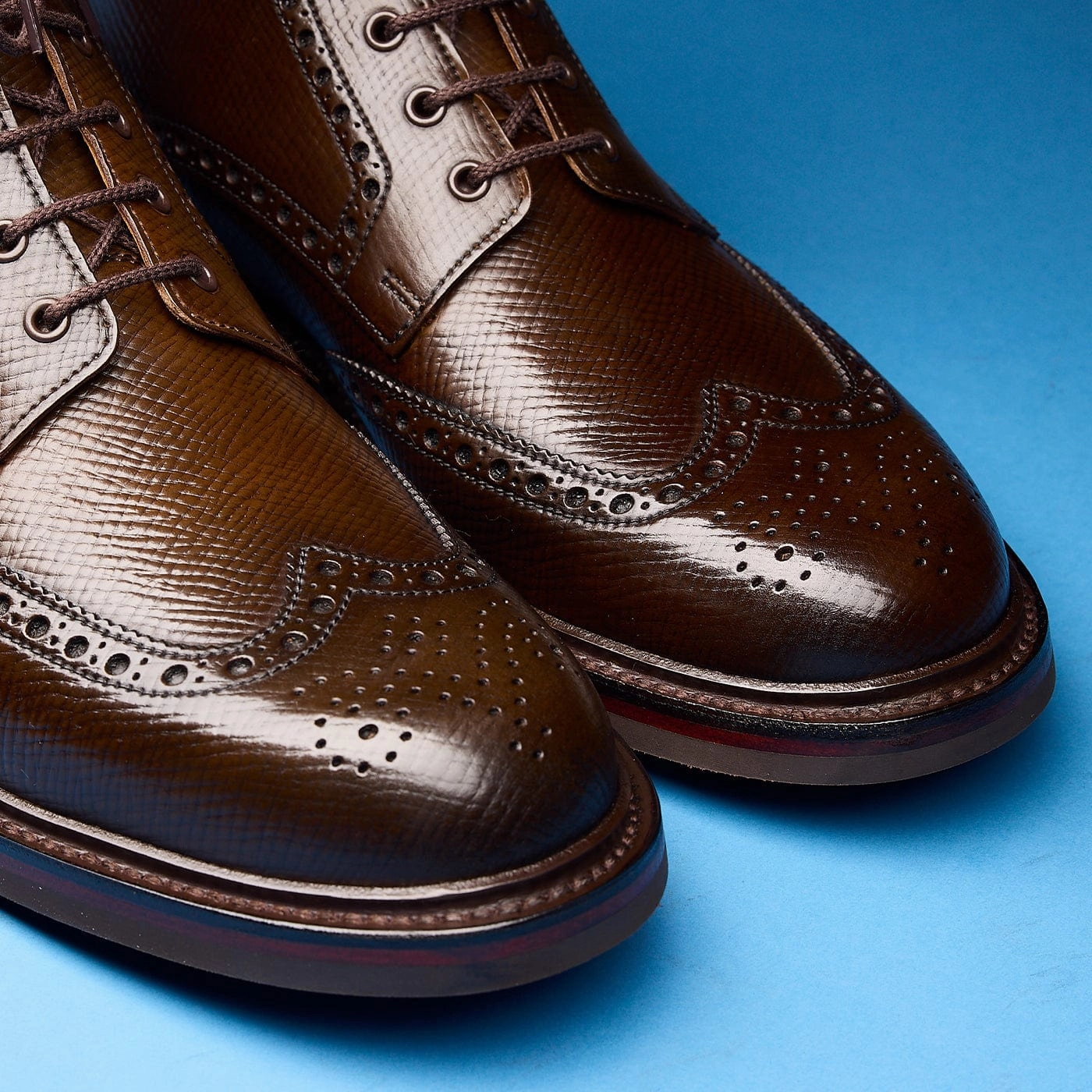 Islay Dark Brown Hatch Grain Cordovan Travel Fit