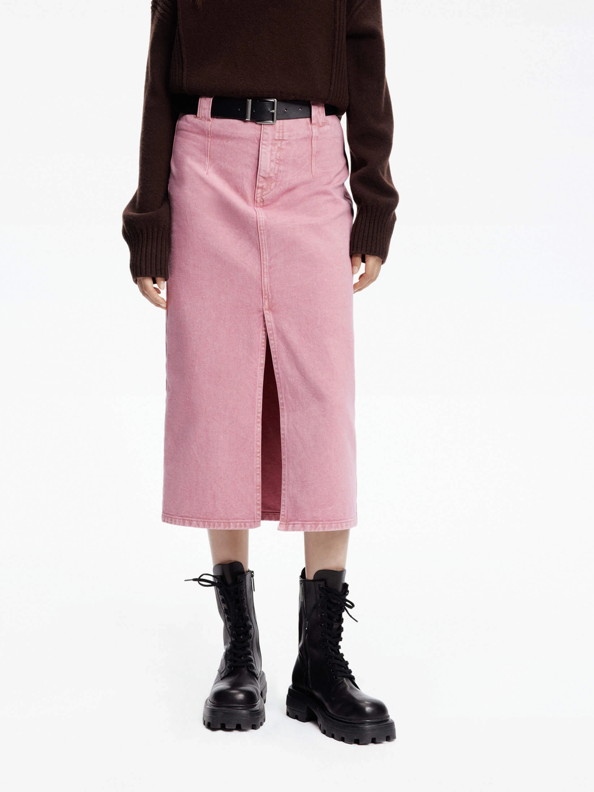 luxe feel Slit Detail Denim Skirt with Belt