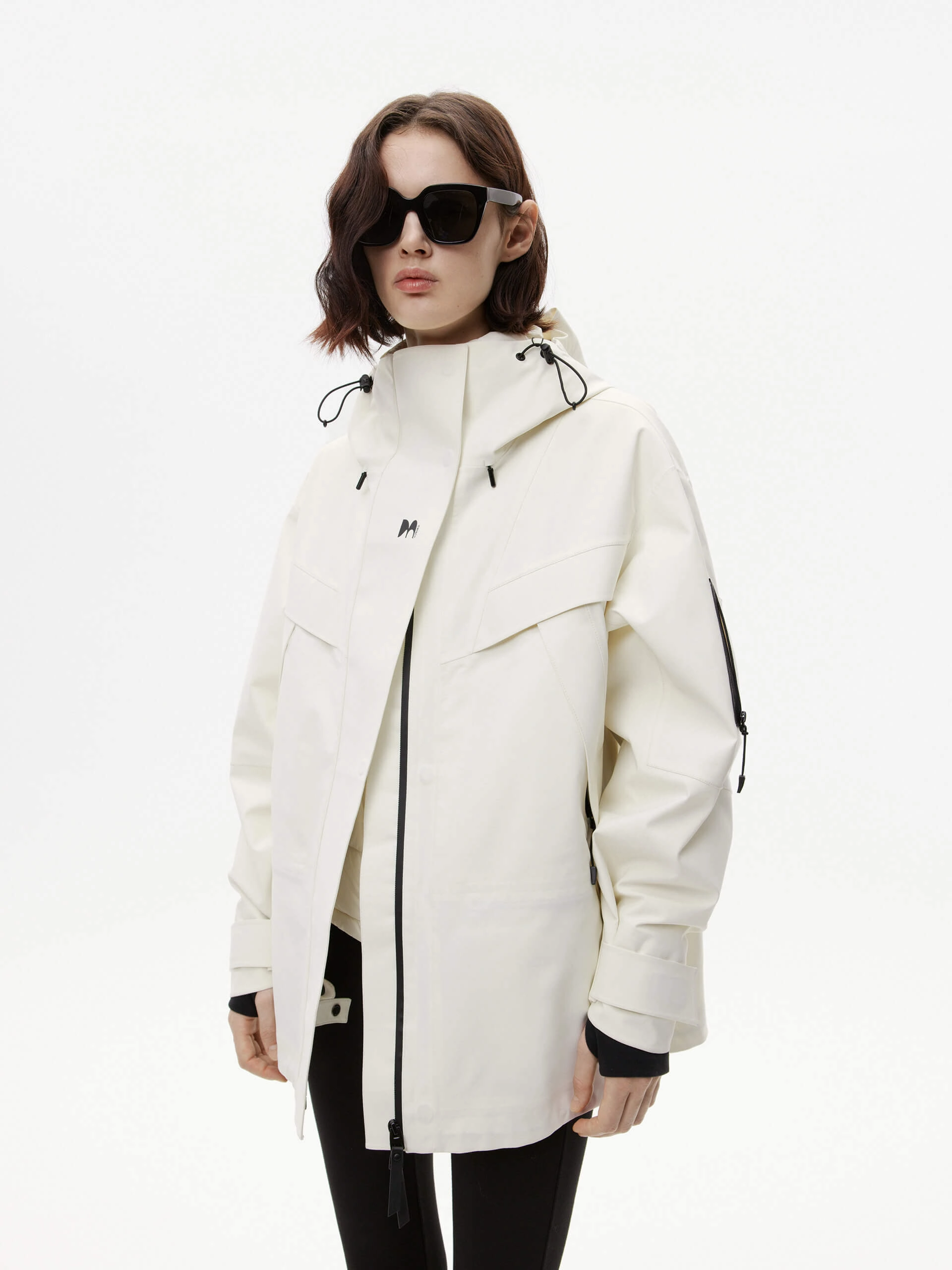 Relaxed Hooded Down Jacket TemperatureRegulating Multi Directional Stretch
