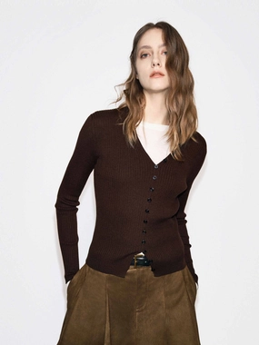 Layered Panel Design Minimalist Design Fitted V-neck Button Cardigan