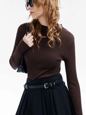 Ribbed Knit Fitted Top CushionedSupport