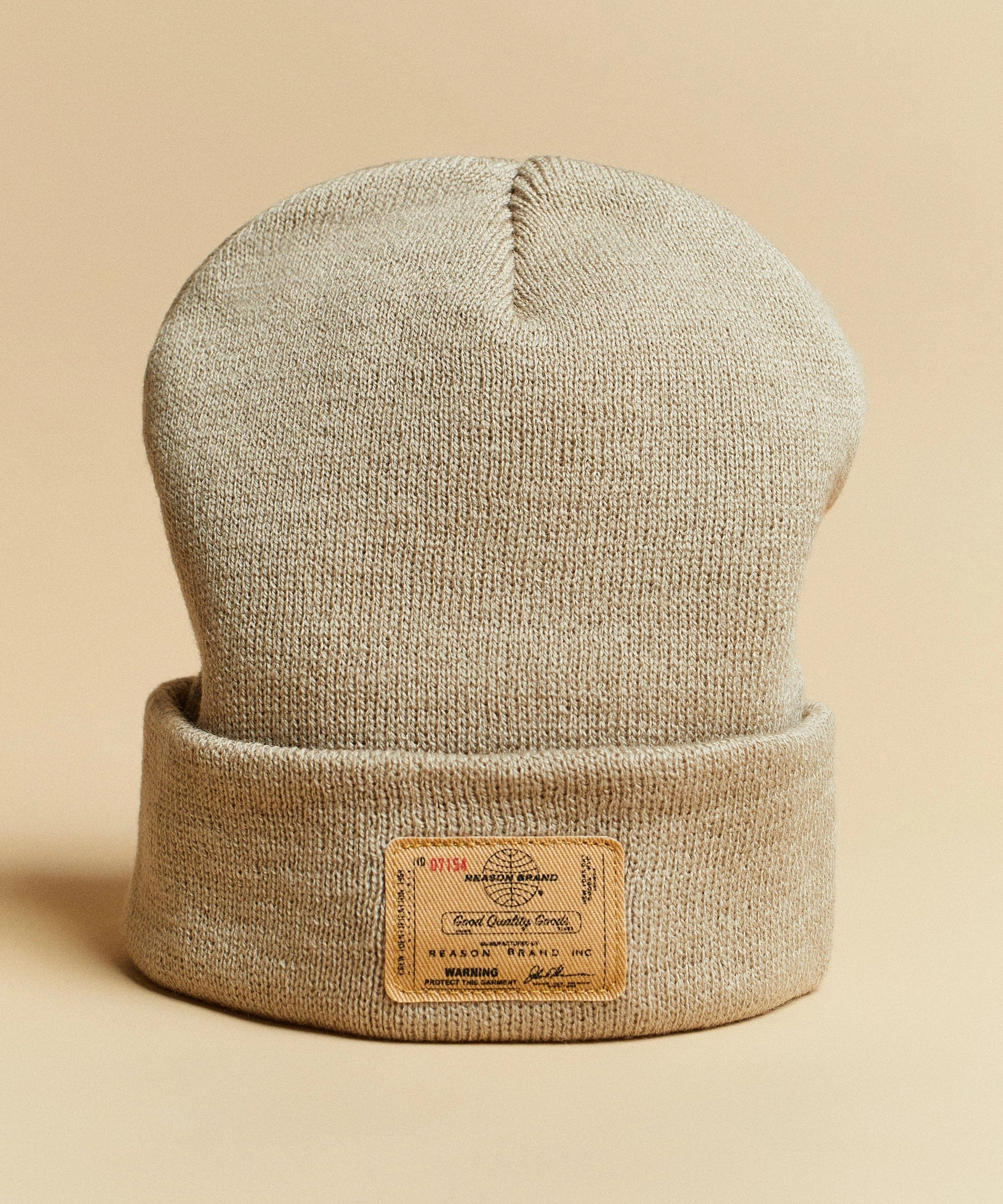 Ribbed Tucker Knit Beanie With Label - Grey Compact Thermal Insulation
