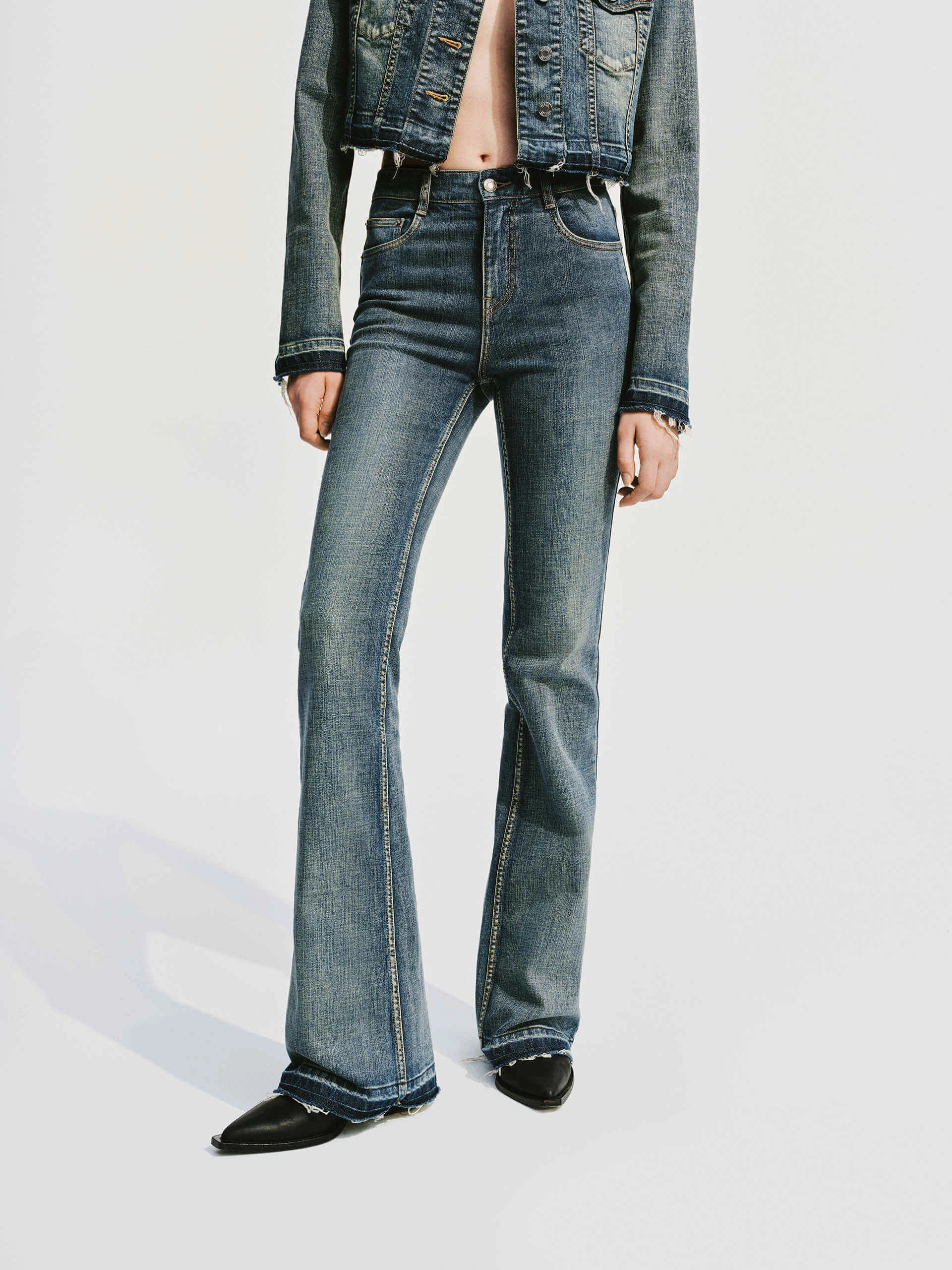 Vintage Style Stretchy Flared Jeans Vibrant Trendy Daily Fit