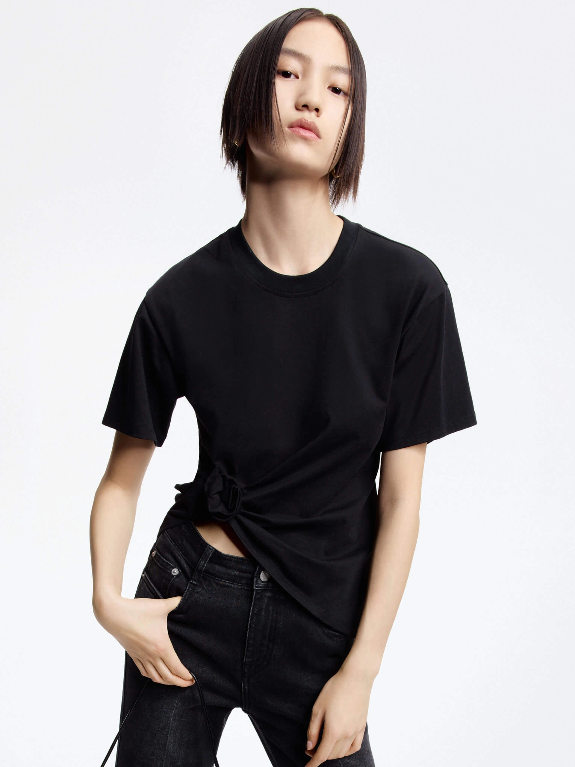 Relax Comfort Style Rose Knot Cotton T-shirt