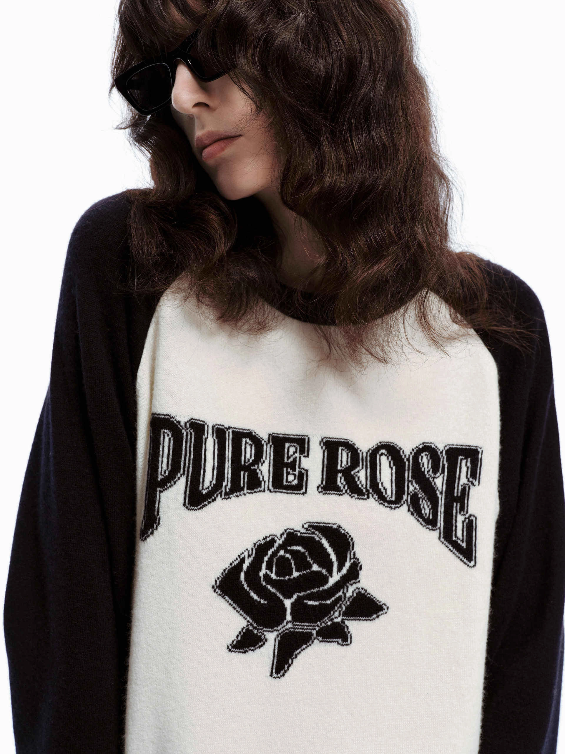 Rose Pattern Wool Sweater SoftTouchFinish