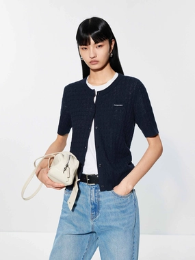 Round Neck Knitted Cardigan EcoFriendlyTexture FoamReinforcedCollar