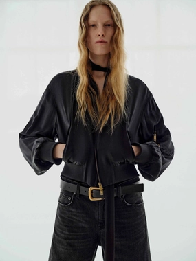Silk Blend Cropped Jacket Rugged Outdoor Optimized Warm Layers