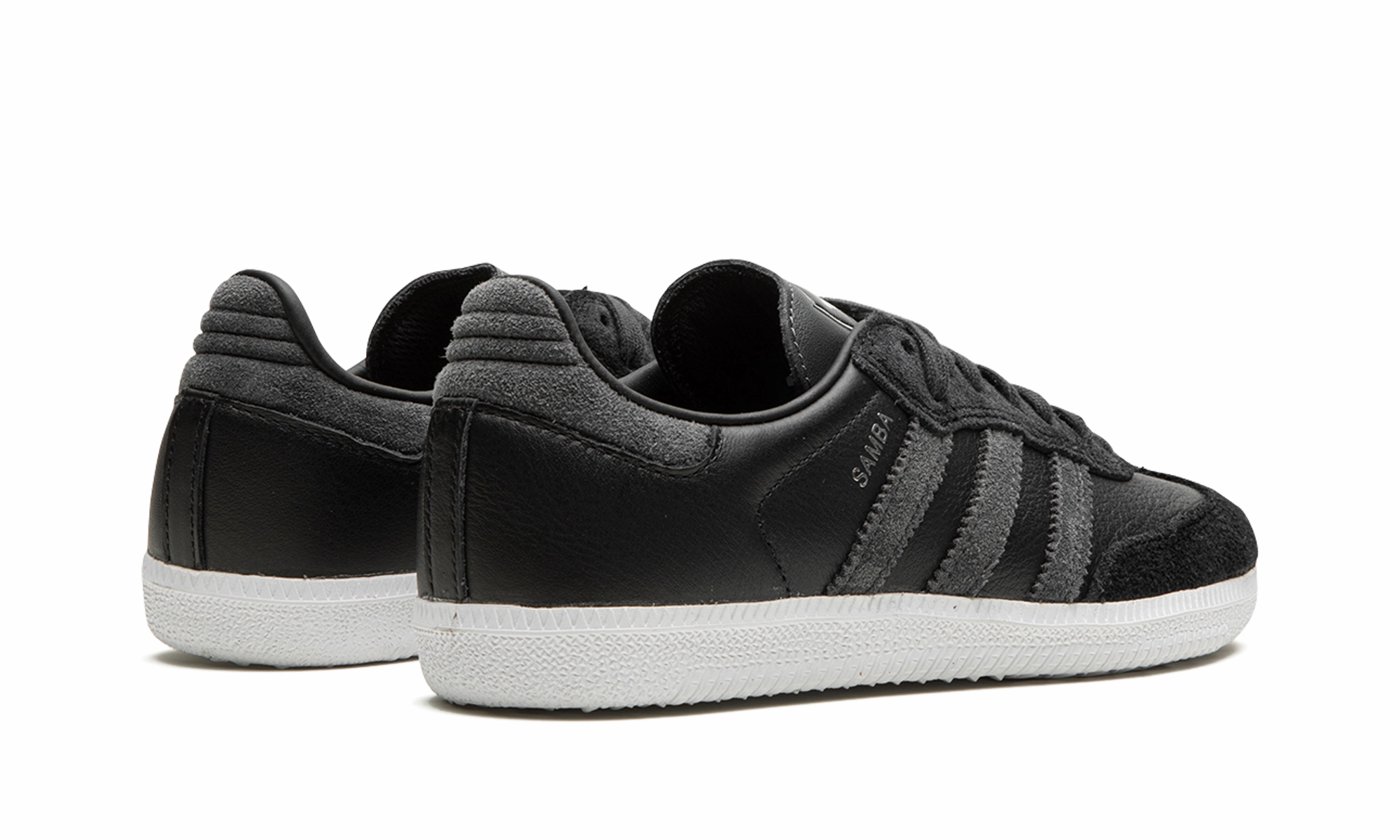 Flexible Sole Indoor Wear Samba Adv "Carbon"