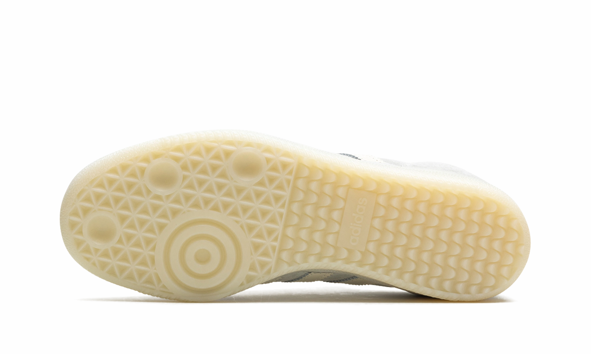 Water Resistant Construction All People Samba OG "wonder silver/chalk white/off white"