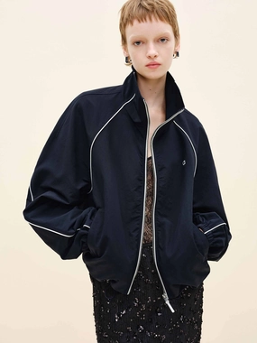 Slim Fit Styles Flexible Side Gussets Zipper Closure Sport Jacket