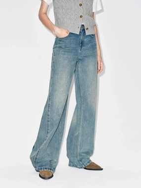 Shopping Day Adult Fashion Athlete Fit Lightweight Choice Seams Detail Ripped Jeans