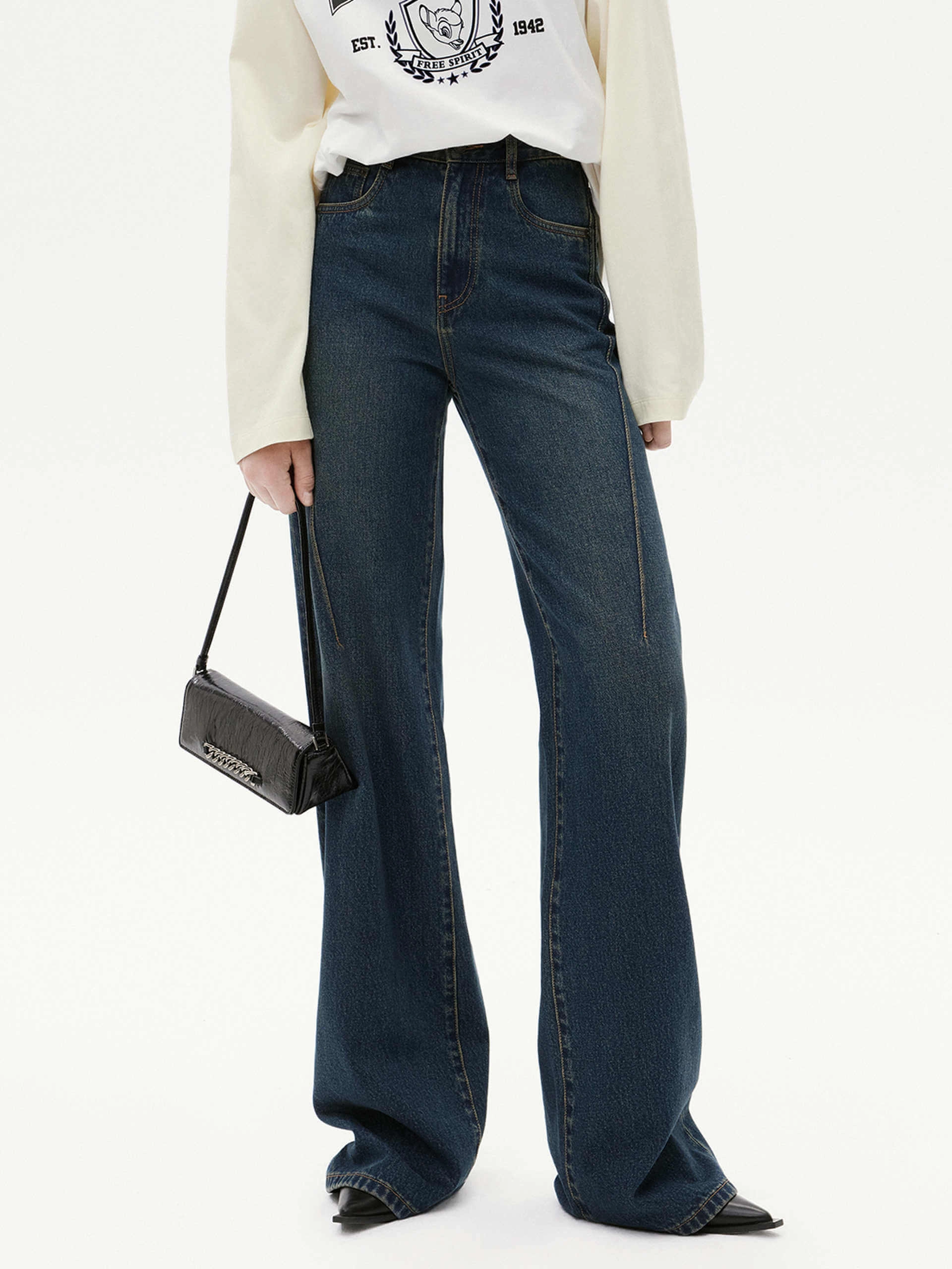 Seams Detail Straight Jeans Comfy Option