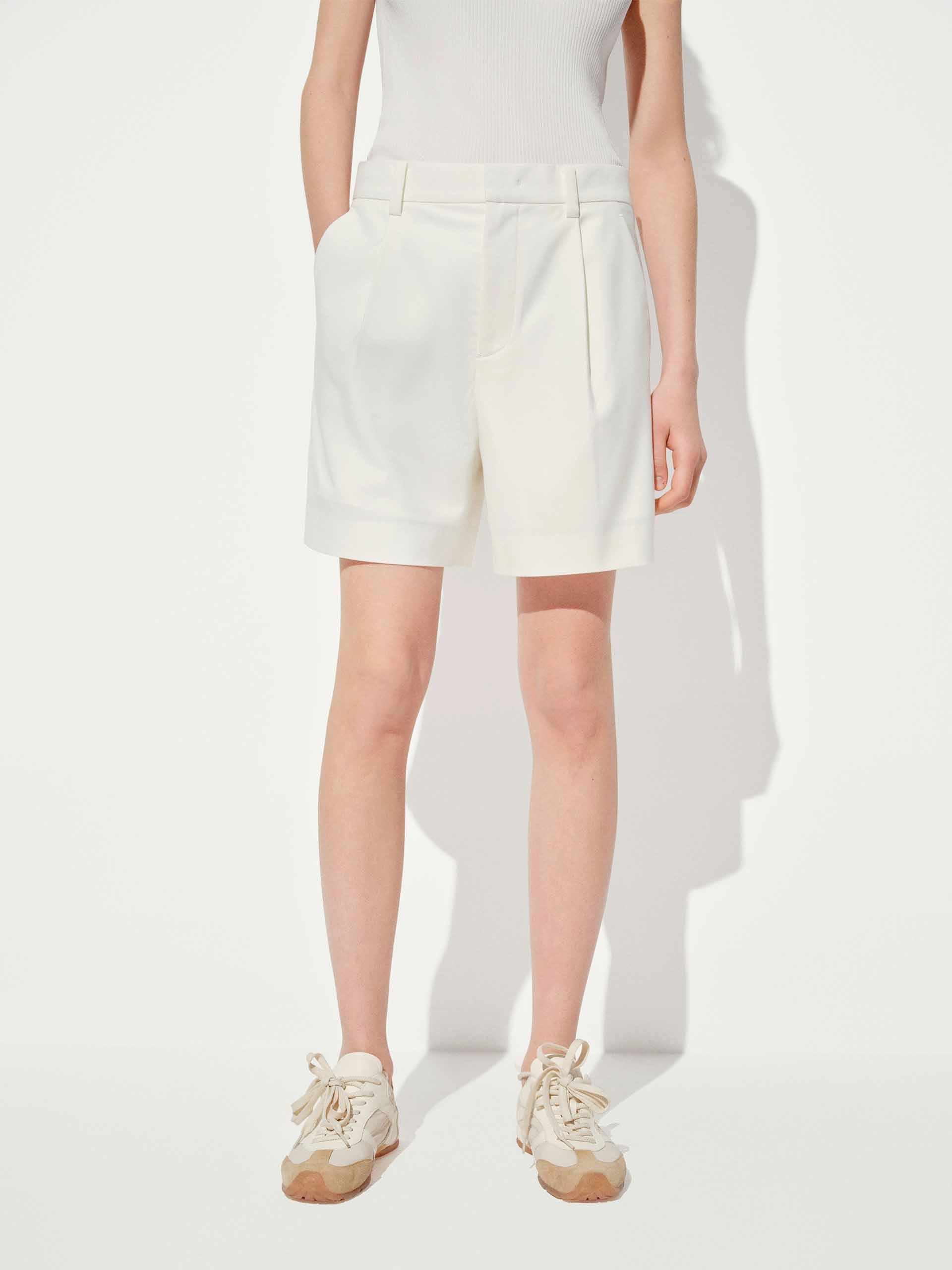 Straight Side Pocket Shorts Move Friendly
