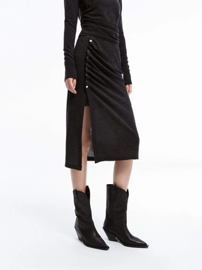 Flexible Fabric Side Slit Pleated Skirt