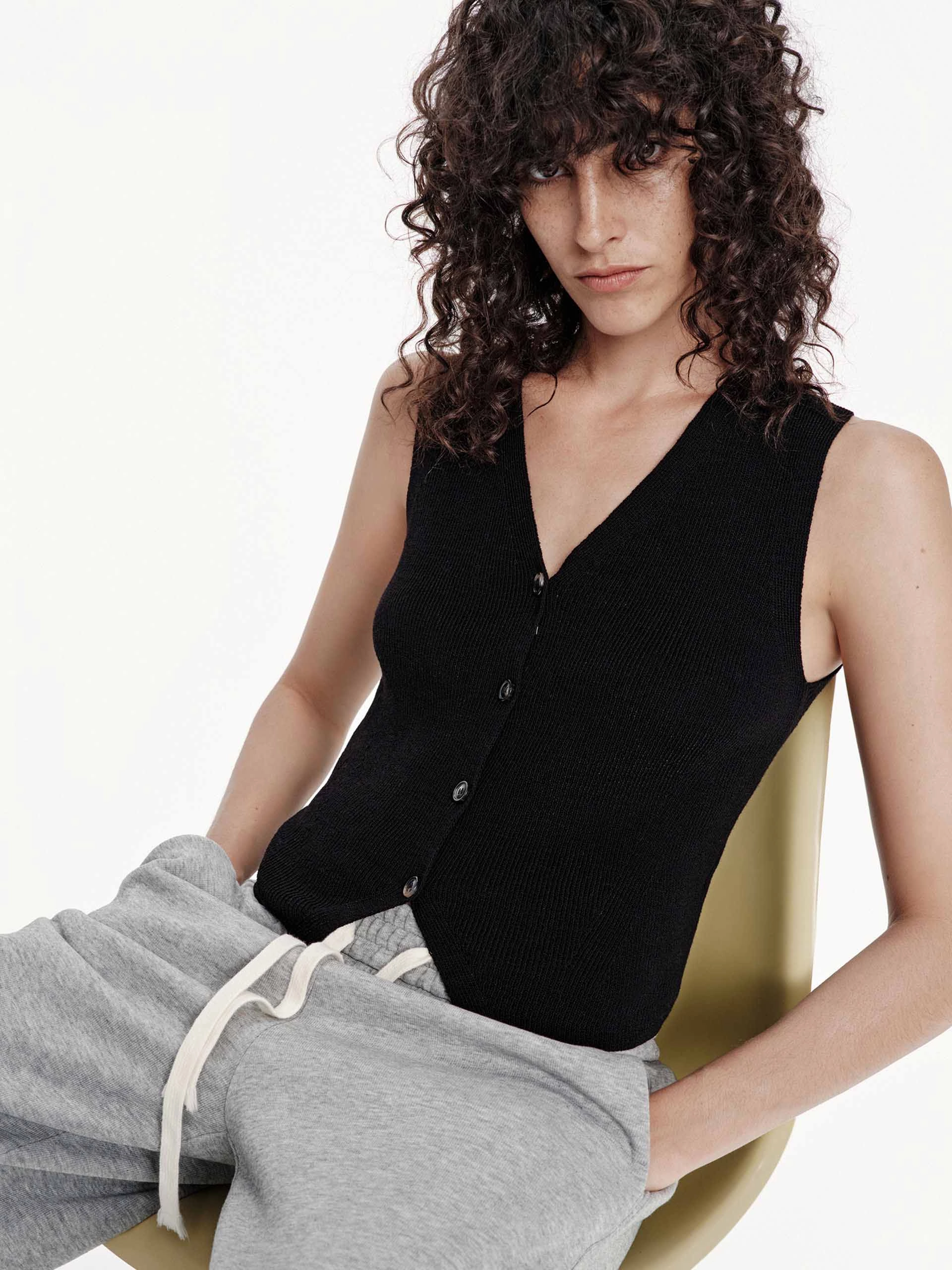 V-neck Fitted Wool Cardigan BioBased Fiber Durable Interlock Stitch