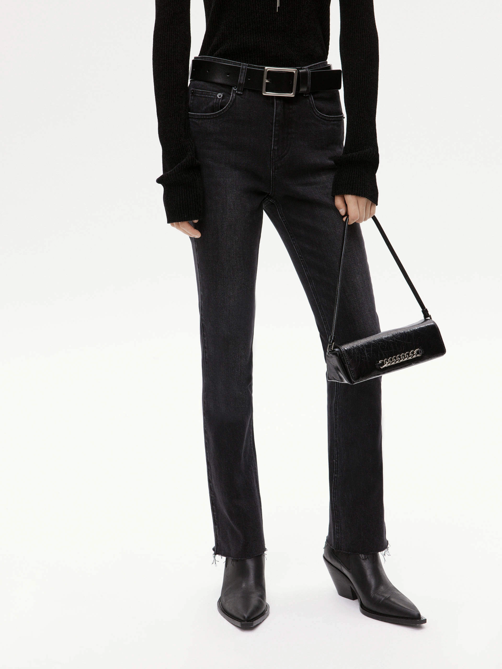 Lightweight Material Skinny Raw Detail Jeans
