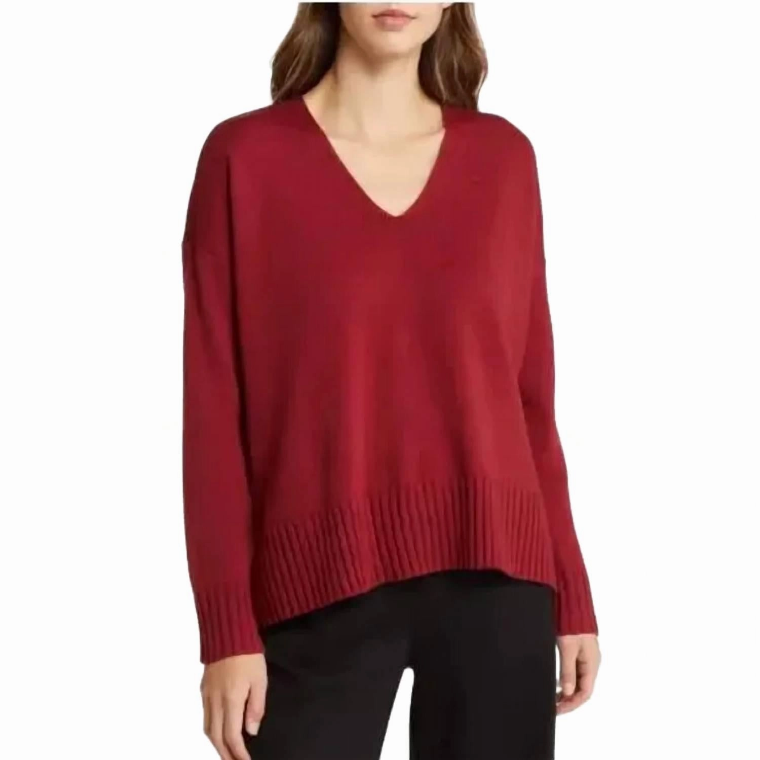 Merino Wool V-Neck Box Top Sweater Red Chilly Day Style Anti Static Finish