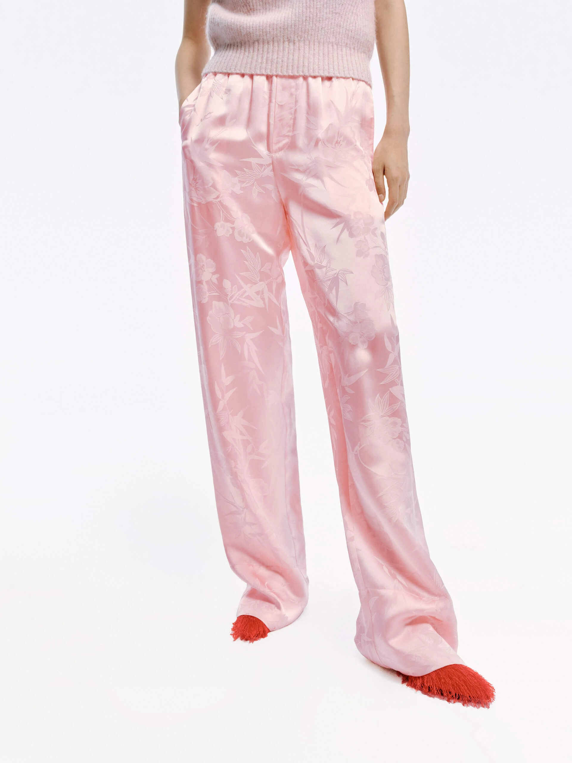 Neutral Fit Feminine Cut Silk Blend Jacquard Pants