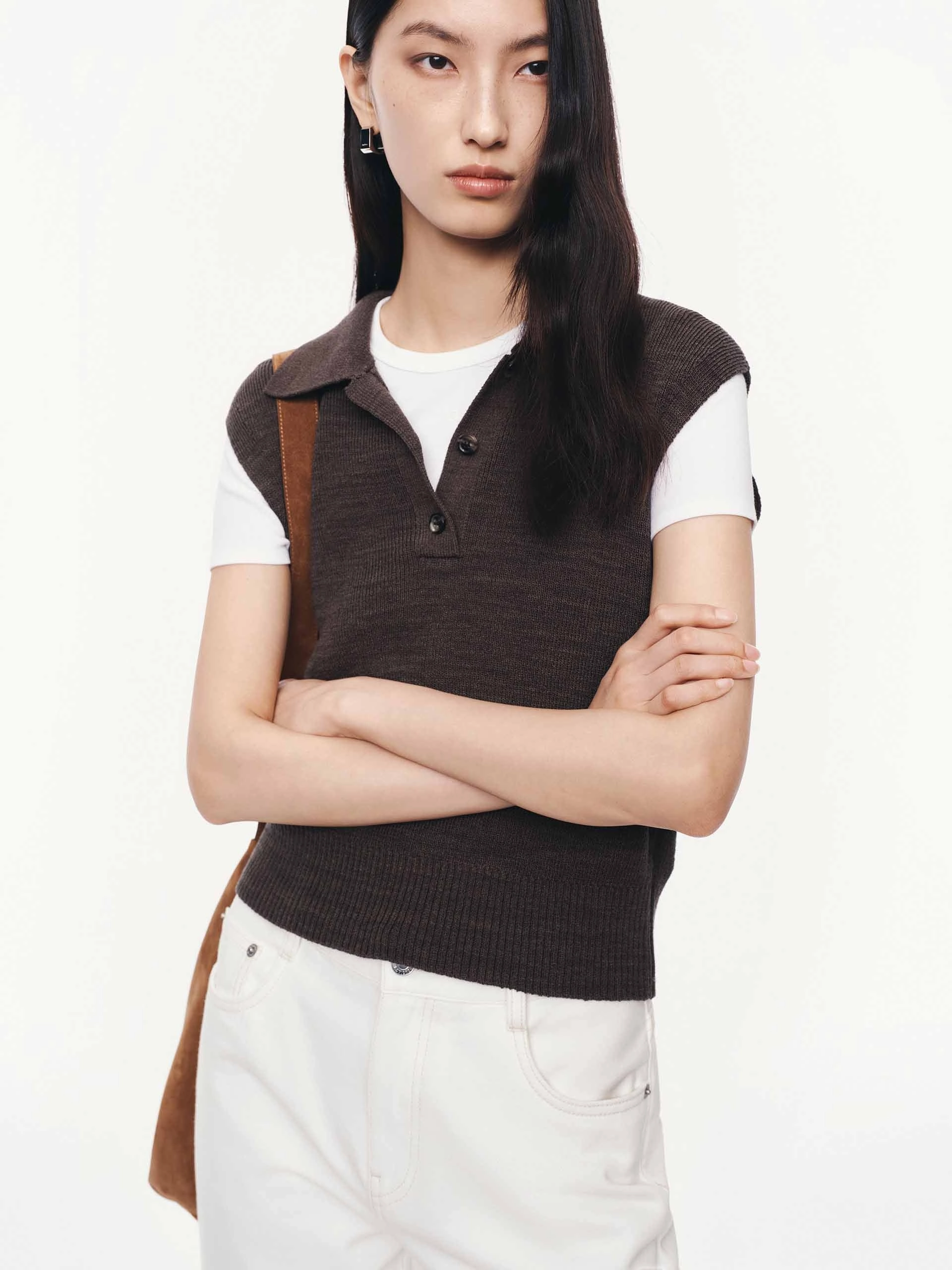 Sleeveless Detail Knit Top BreathableBack Lightweight insulation