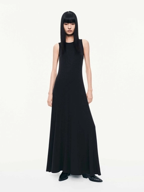 Luxe Fabric Classic-style Sleeveless Waisted Dress