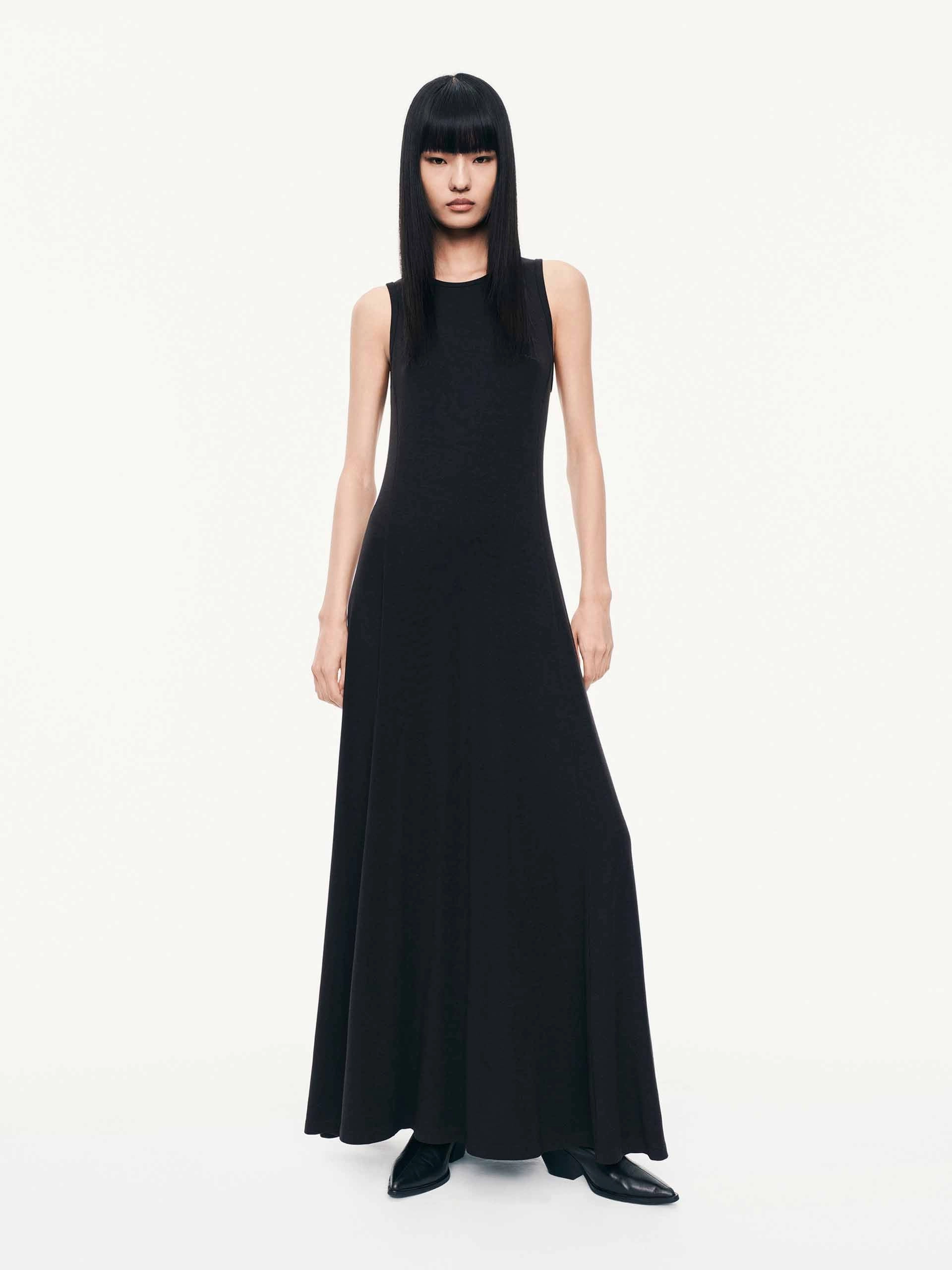 A Line Cut Sleeveless Waisted Dress