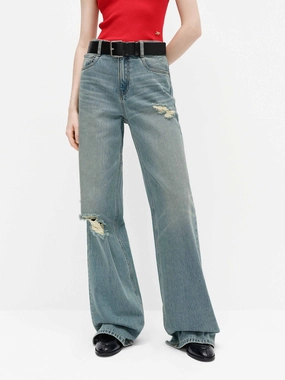 Relaxed Distressed Jeans Summer Vibes
