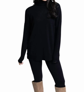 Chic and Warm Turtleneck Tunic Sweater In Black