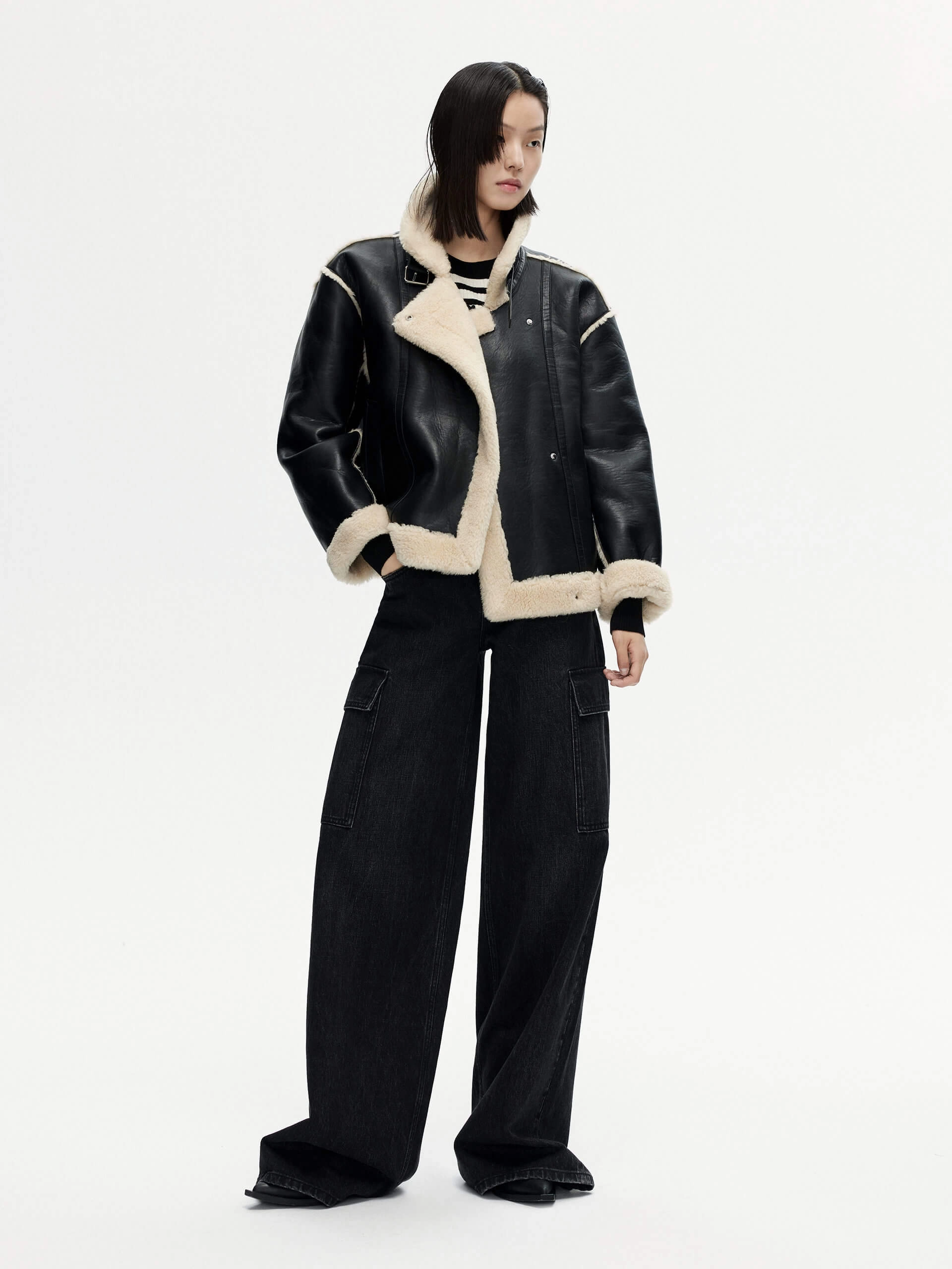 Heat Retention Layer Fuzzy Trimmed PU Jacket