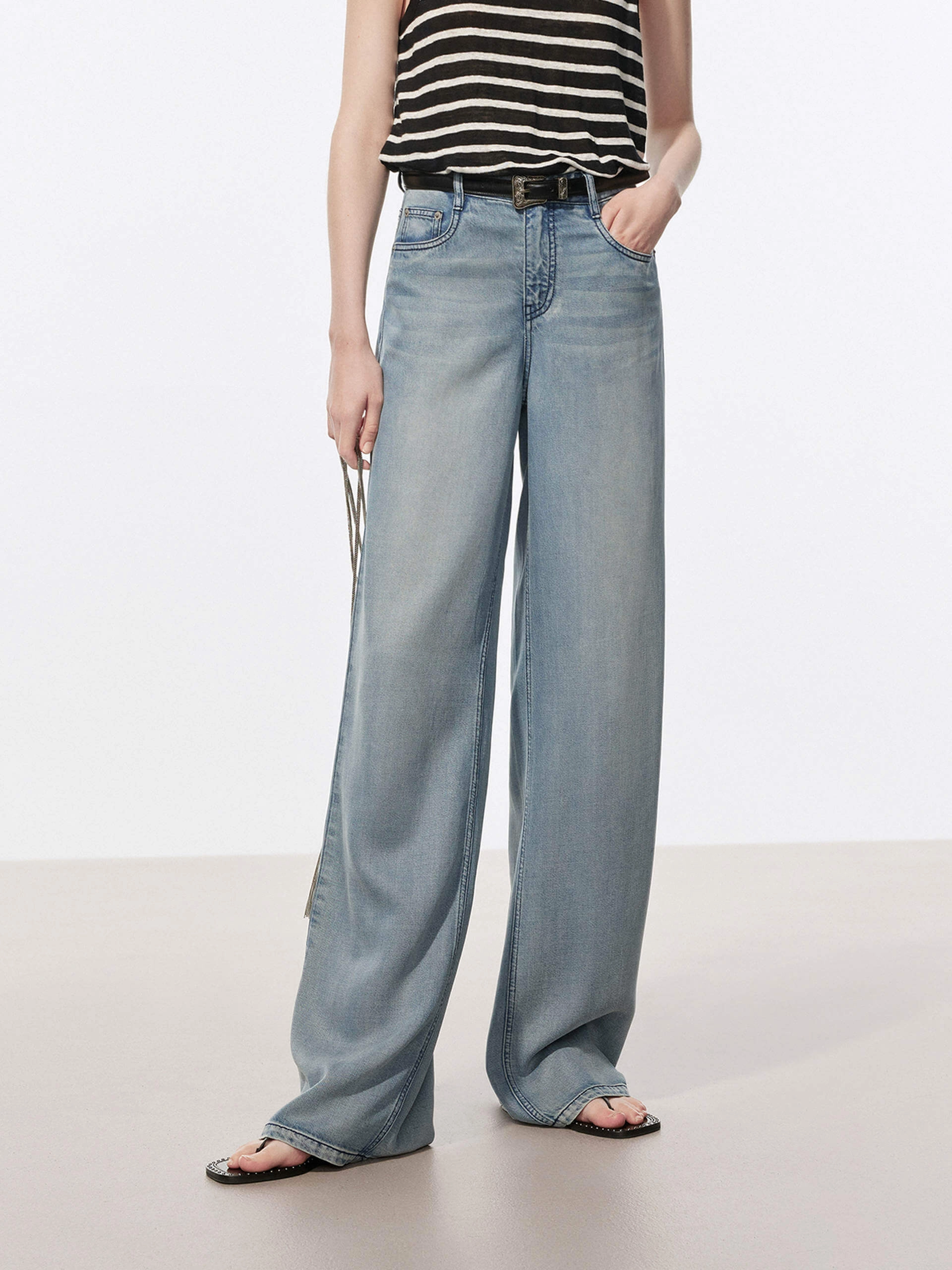 Soft Straight Leg Jeans Spring Attire