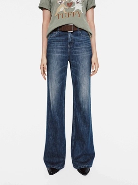 Minimalist Trendy Everyday Wash Faded Flared Jeans