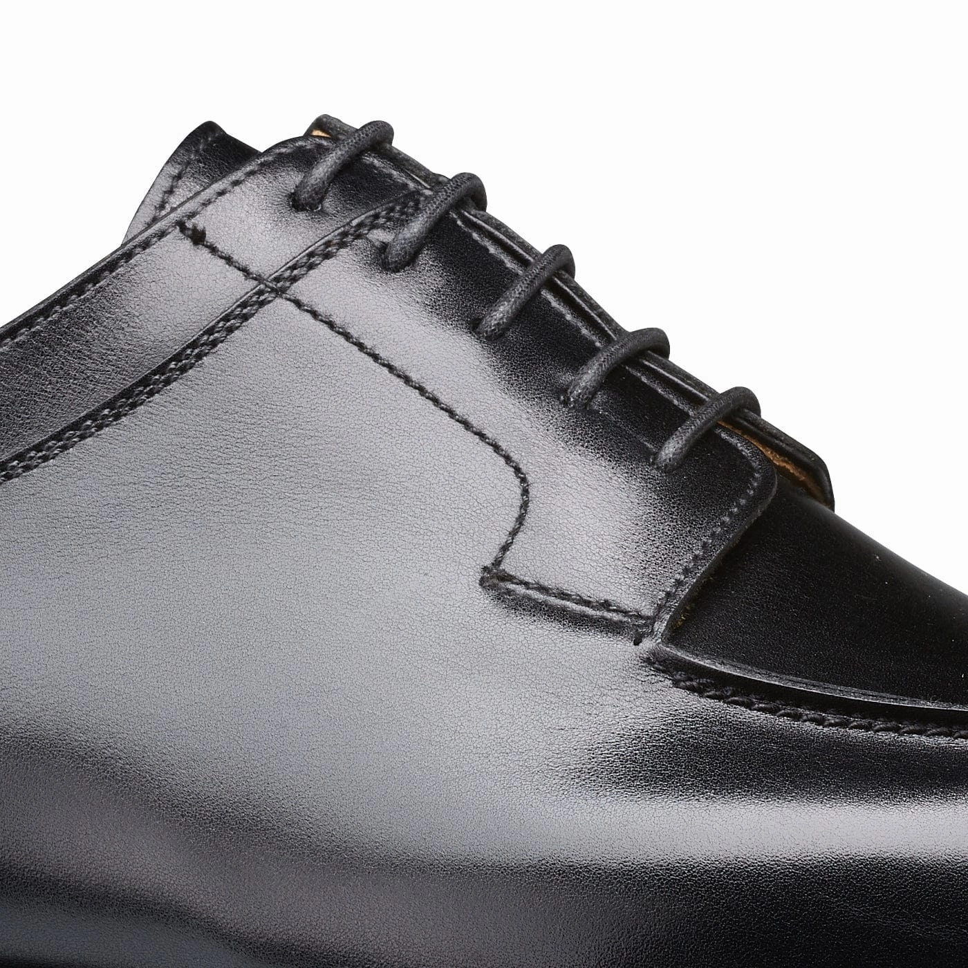 Hardwick Black Calf Trend Style City Scene