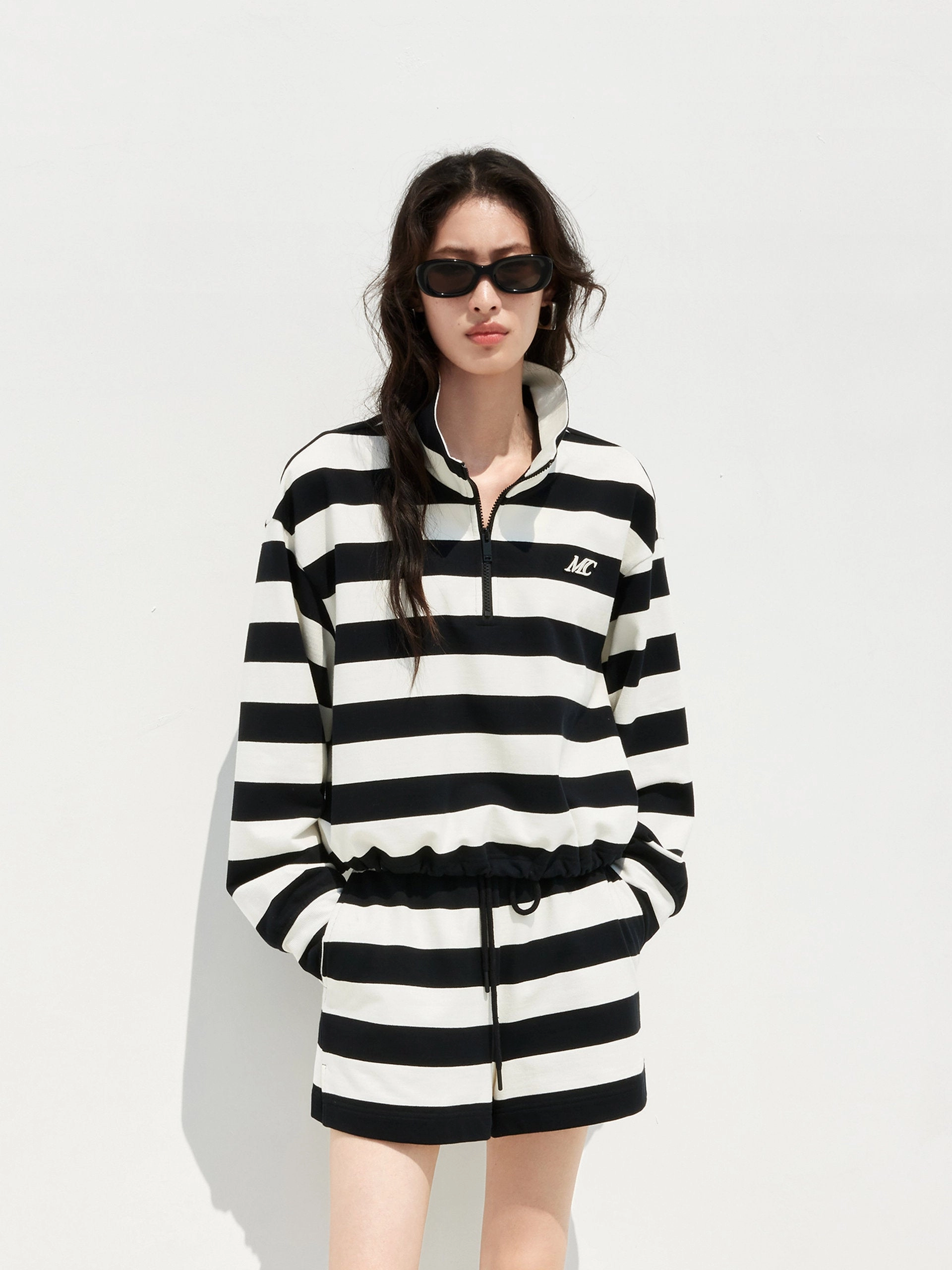 Lightweight Layering Option TexturedSurface Striped Logo Cotton Top
