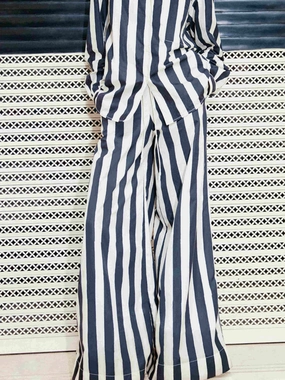 Double Layered Hem Bonded Seam Technology Striped Wide Leg Pants