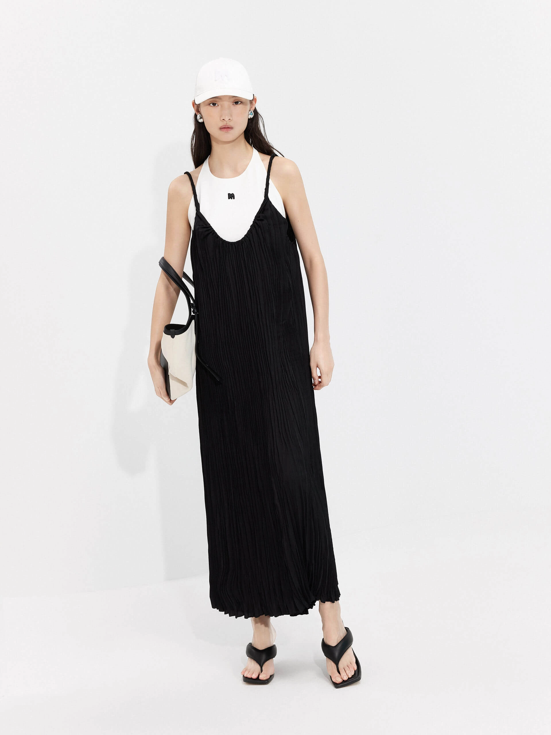 travel mode Structured Twist Cami Dress Set
